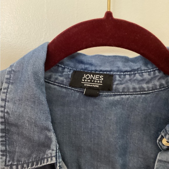 Jones New York Denim button up shirt - Picture 3 of 6